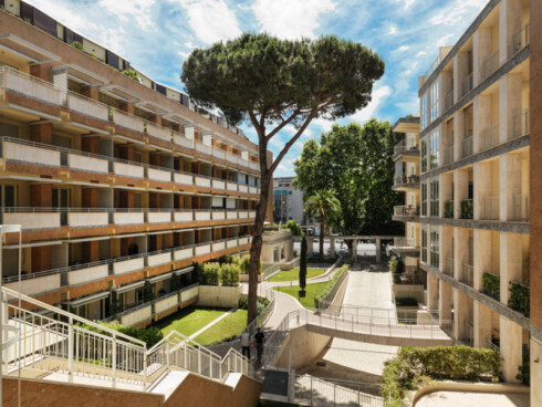 Domus Aventino, Roma - dettaglio giardino interno