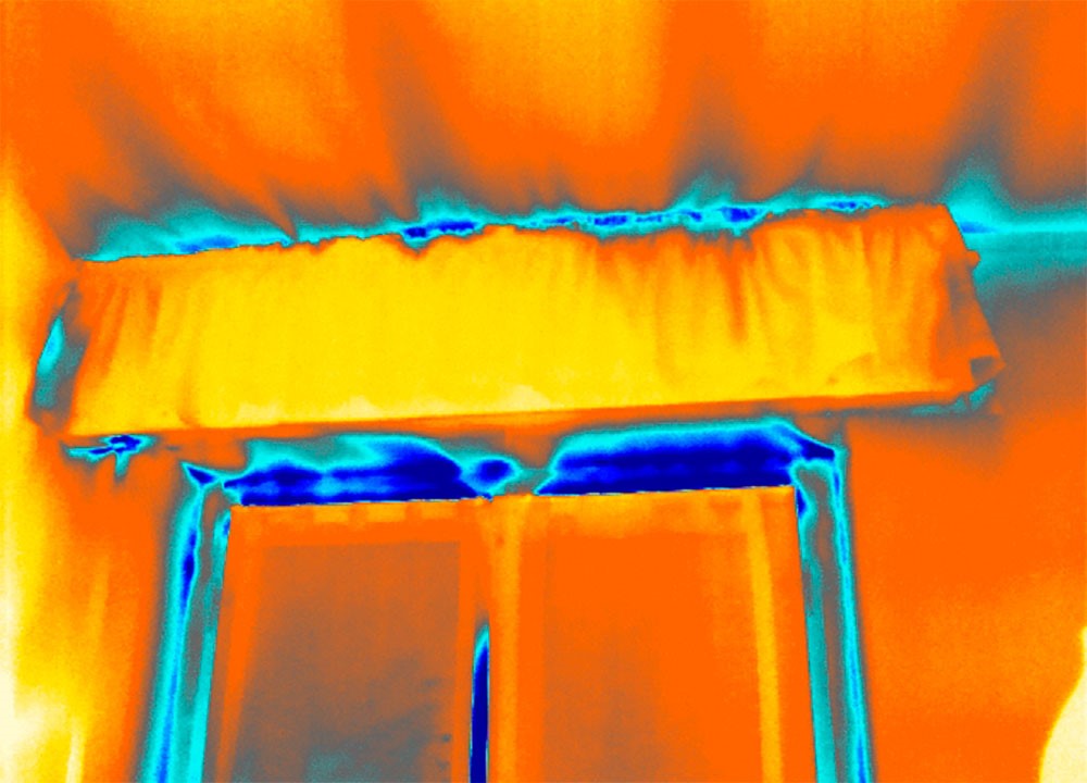 Riqualificazione energetica del foro finestra: dispersone termica del cassonetto tradizionale