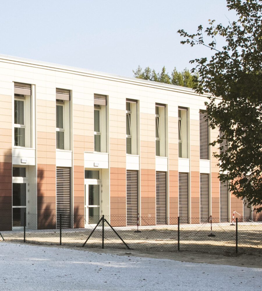 cantiere con monoblocco PRESYSTEM SPF frangisole